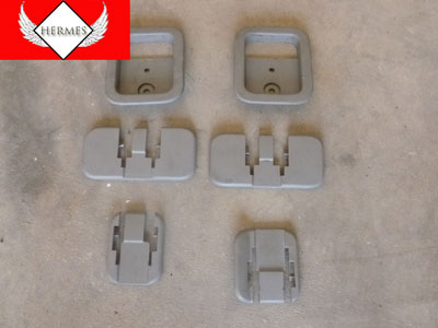 1998 Ford Expedition XLT - 2nd Row and 3rd Row Seat Feet Trim